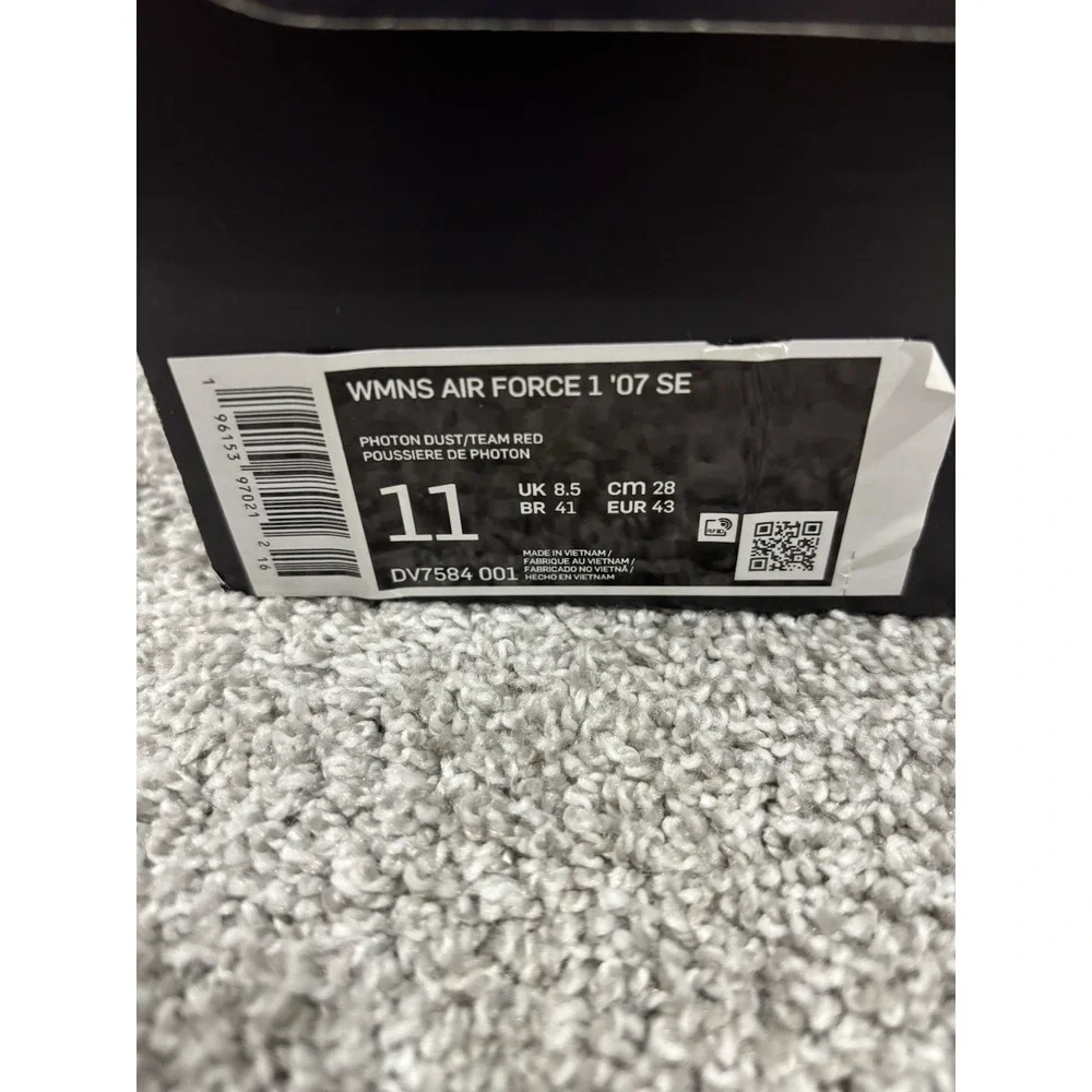 Nike‎ Air Force 1 '07 SE Sisterhood - Photon Dust / Team Red Women's Size 11 EUC